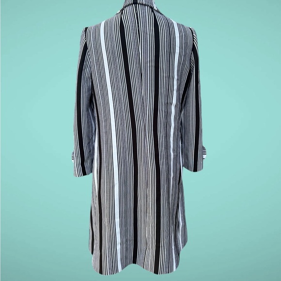 Funky and unique vintage black and white striped polyester jacket - Picture 4 of 5